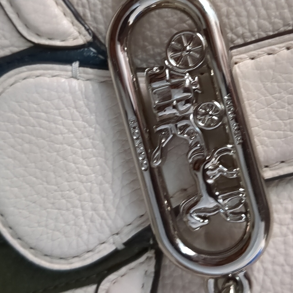 Coach Jade Saddle bag with matching Wallet - Picture 5 of 15